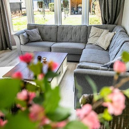 Вилла 4-Pers. Chalet Met Eigen Parkeerplaats In Veluwe Пюттен Экстерьер фото